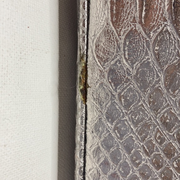 Michael Kors Silver Reptile Drawstring Bag - Picture 5 of 14